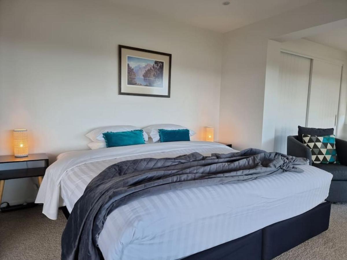 Fabulous Castor Bay 1 Bedroom With Views And Skytv Окленд Экстерьер фото